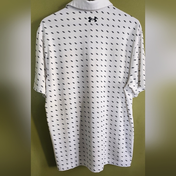 UA THE PLAYOFF POLO Loose Fit Men's LG print Polo. - Picture 2 of 6